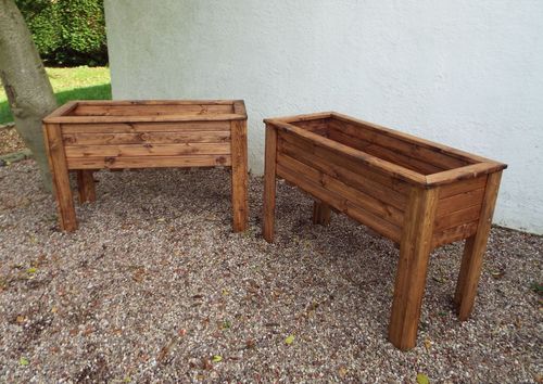 Charles Taylor Extra Large Wiltshire Planter - Elegant & Durable Outdoor Design - plants - express.com