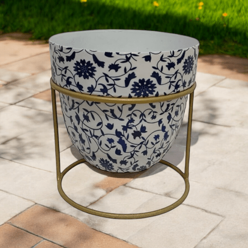 Elegant 13CM Iron Planter on Stand - Durable & Stylish Home Décor - plants - express.com