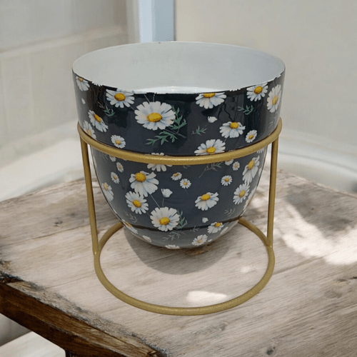 Elegant 13CM Iron Planter on Stand - Stylish and Durable Home Accent - plants - express.com