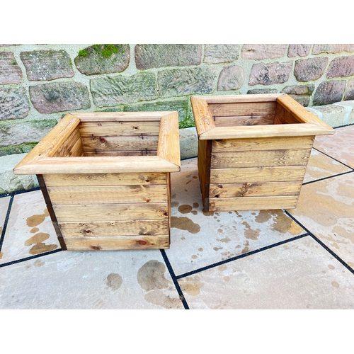 Large Square Planter - Elegant, Eco-Friendly Outdoor Solution