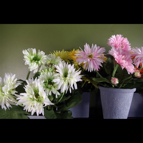 Realistic Potted Artificial Daisy - Perfect for Effortless Home Décor - plants - express.com