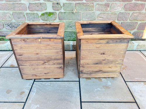 Regal Extra Large Windsor Planter - Elegant Design & 10 - Year Guarantee - plants - express.com