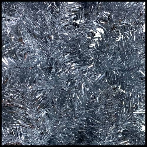 vidaXL Elegant Slim White Christmas Tree - 120 cm of Holiday Charm - plants - express.com