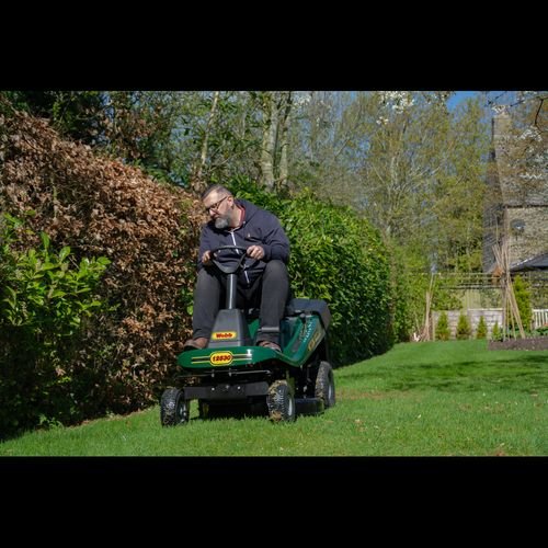 Webb 76cm (30") Ride - On Lawnmower with Collector & Hydrostatic Drive - plants - express.com
