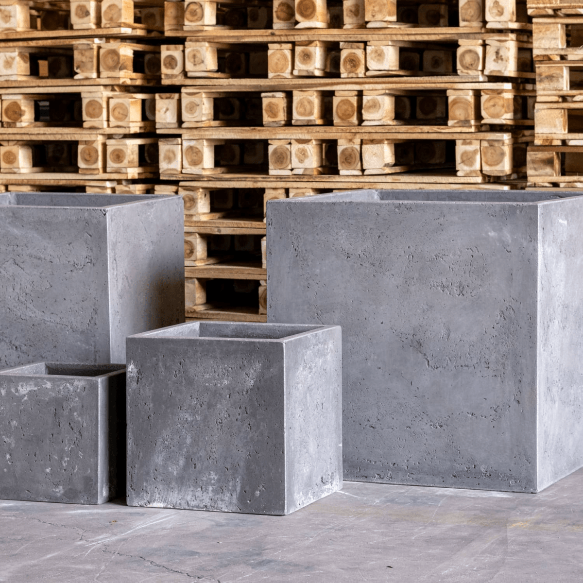 Cubrosa Onyx Dusk: 70cm Extra Large Concrete Square Planter for Modern Design - plants - express.com