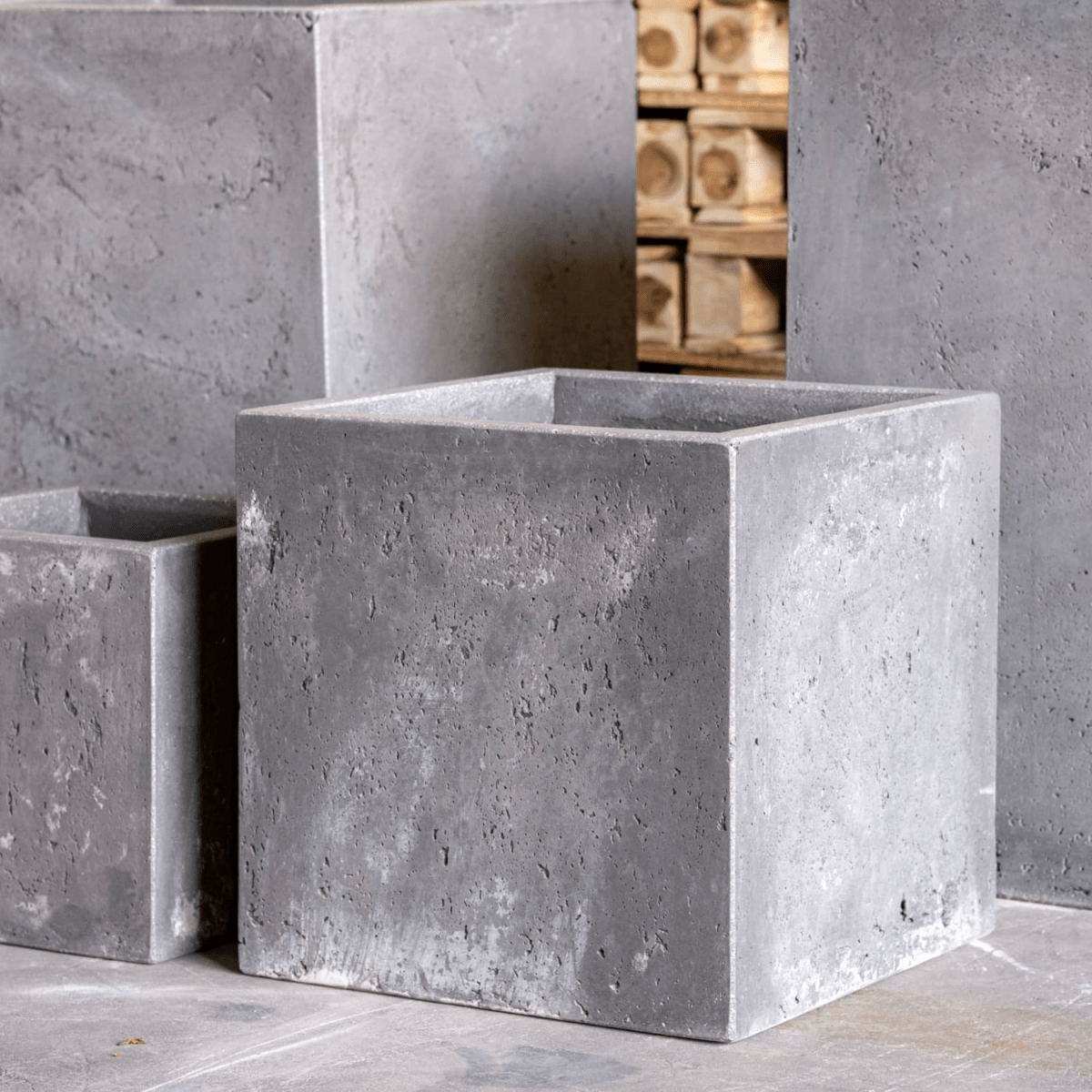 Cubrosa Onyx Dusk: 70cm Extra Large Concrete Square Planter for Modern Design - plants - express.com