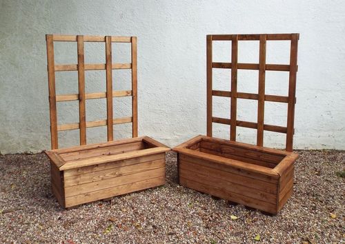 Elegant Large Kensington Planter - Handcrafted British Design for Outdoor Spaces - plants - express.com