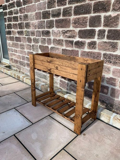 Extra Large Chesterfield Trug: Elegant British Planting Solution with 10 - Year Guarantee - plants - express.com