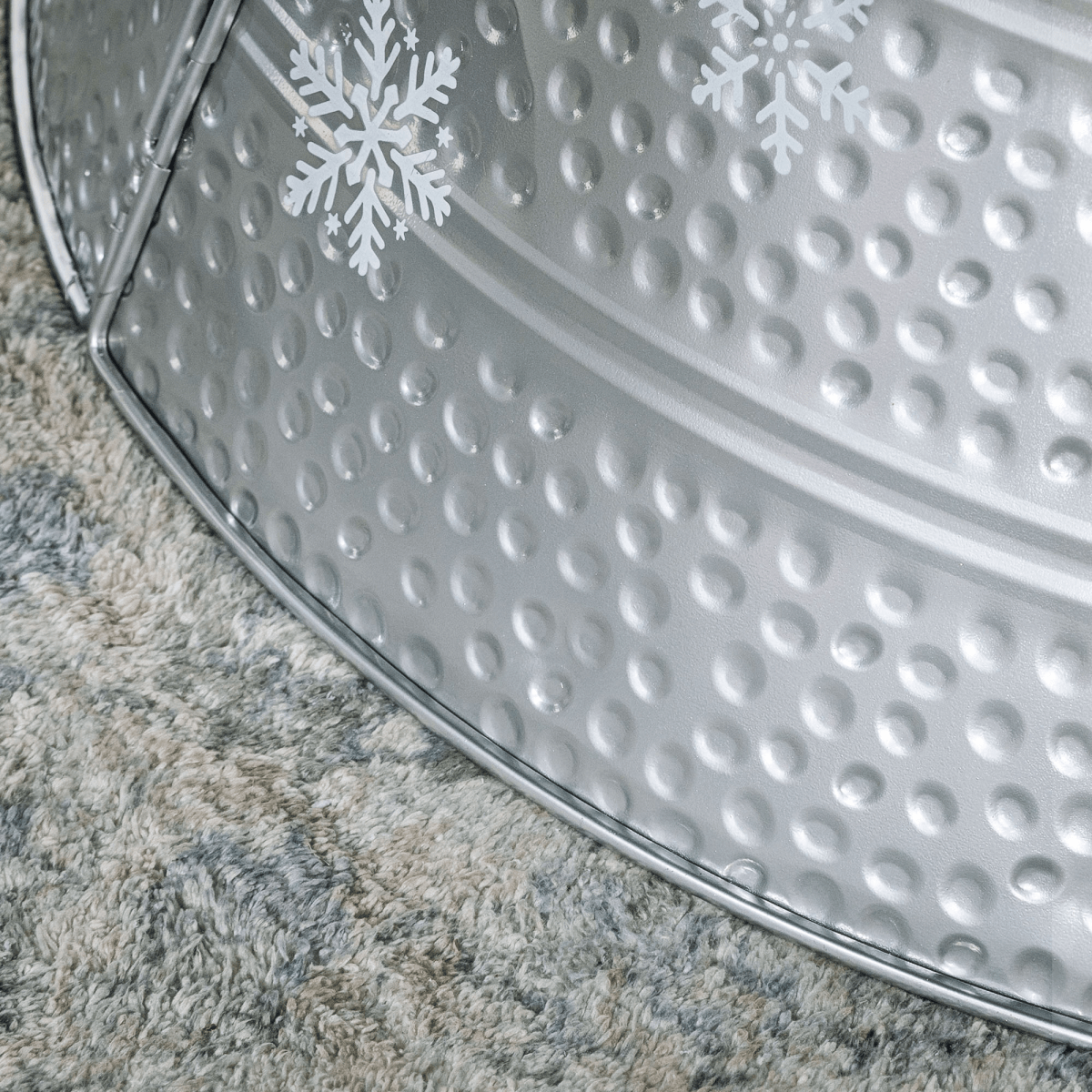 HOMCOM 66cm Christmas Tree Collar with Hollow Snowflake Patterns Silver - plants - express.com