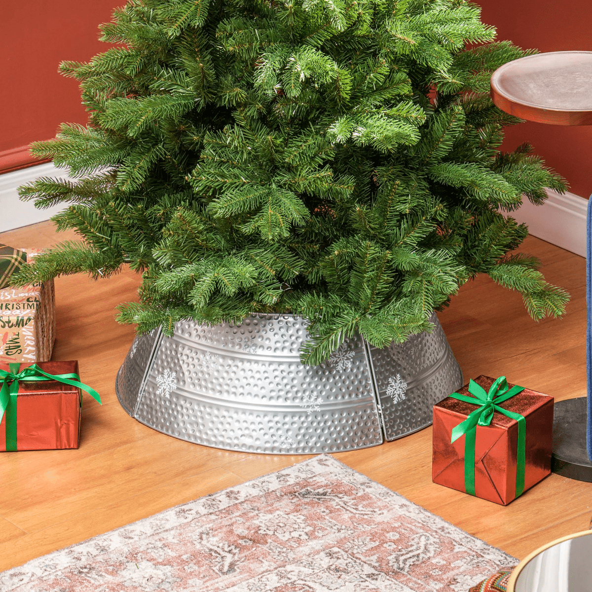 HOMCOM 66cm Christmas Tree Collar with Hollow Snowflake Patterns Silver - plants - express.com