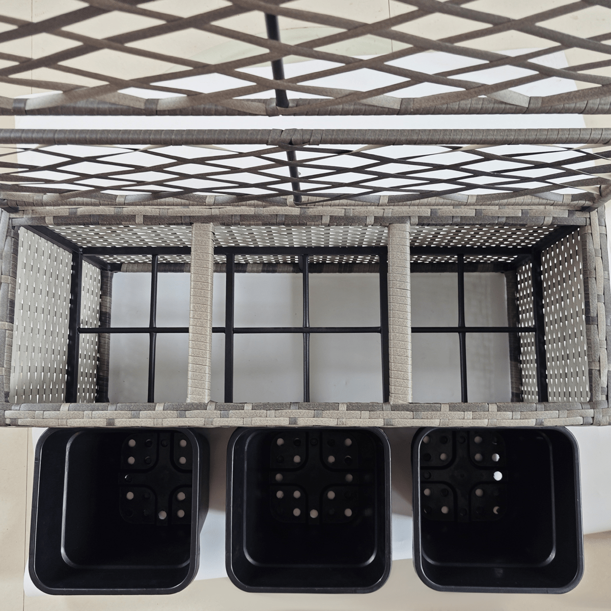 Outsunny Garden PE Rattan Planter Box with Trellis Raised Bed, 84x30x107cm - plants - express.com