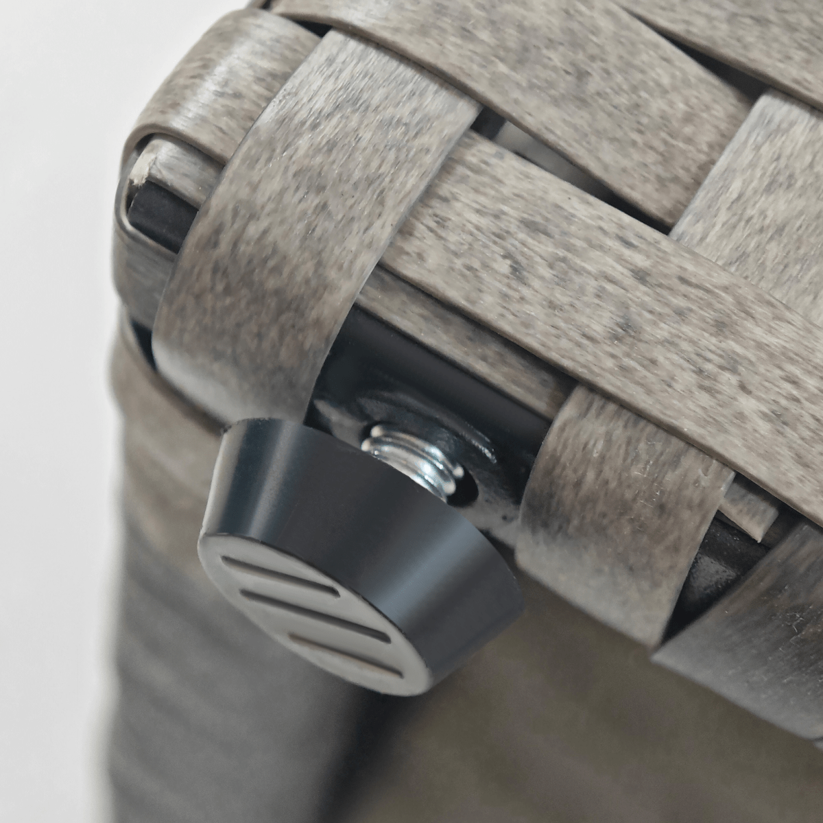 Outsunny PE Rattan Planter Box with Trellis Raised Bed 57x30x107cm - plants - express.com